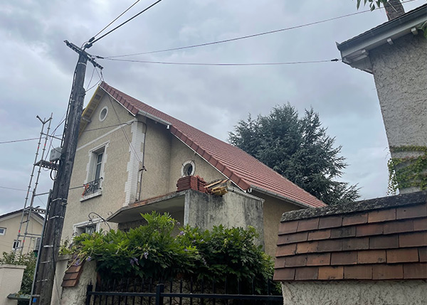 M Beautour de Père en Fils, travaux de toiture et de ravalement  à Rueil-Malmaison (92500) et Issy-les-moulineaux (92140), dans les Hauts de Seine (92) et en Ile de France